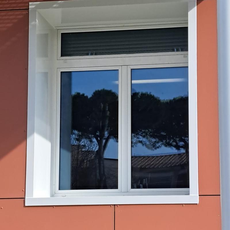 Finestra con pannelli HPL
