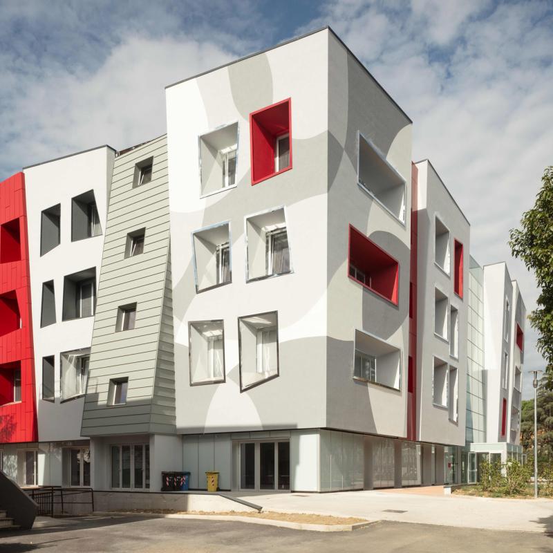 Edificio scolastico in composito